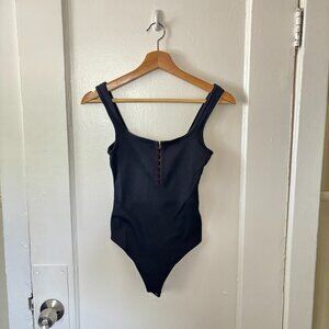 Abercrombie | Hook and eye tank bodysuit